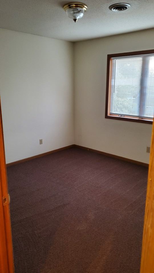 104 South Second #C - Photo 6 of 9