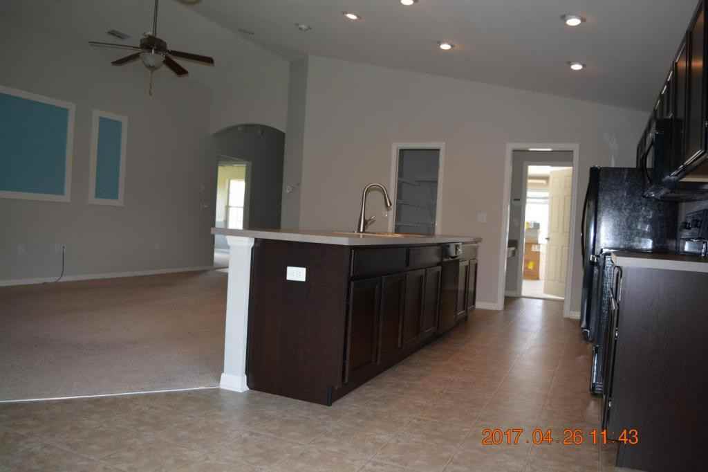 3858 Fieldstone Cir - Photo 3 of 8