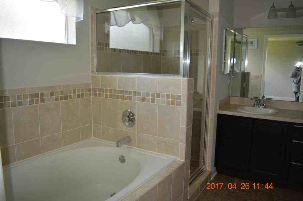 3858 Fieldstone Cir - Photo 7 of 8