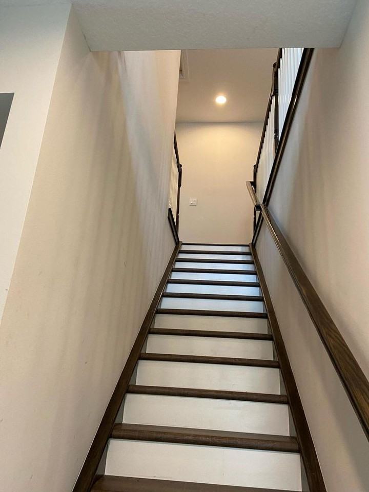 10155 Akenside Dr - Photo 3 of 12