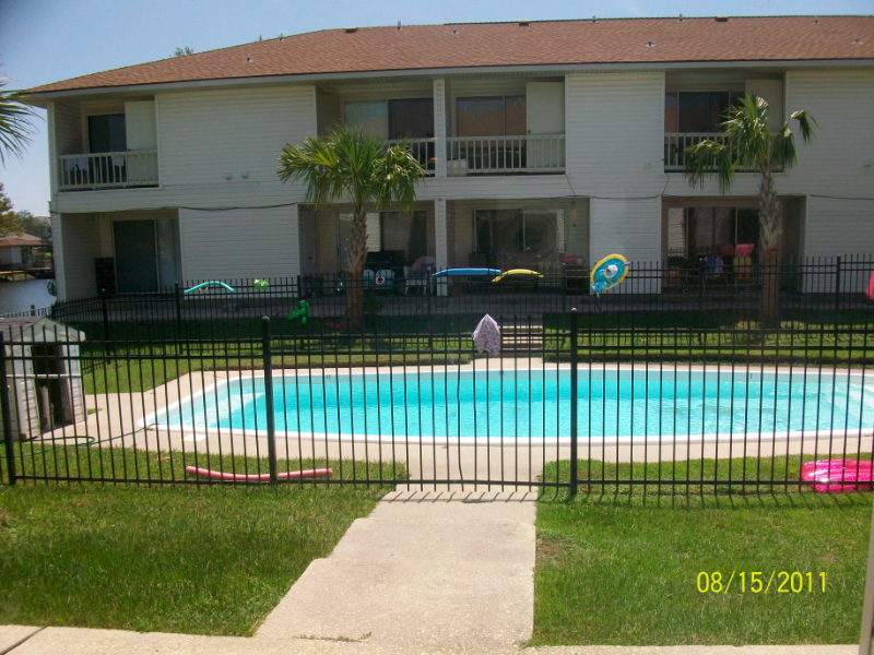 4620 Pontchartrain Dr - Photo 3 of 17