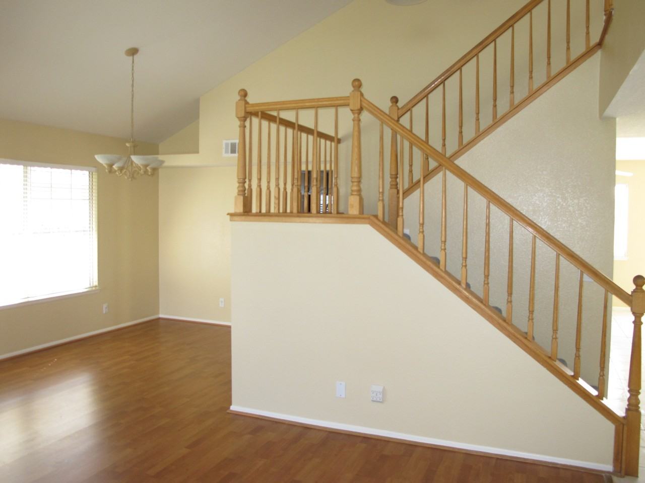 39485 Country Mill Rd - Photo 3 of 32