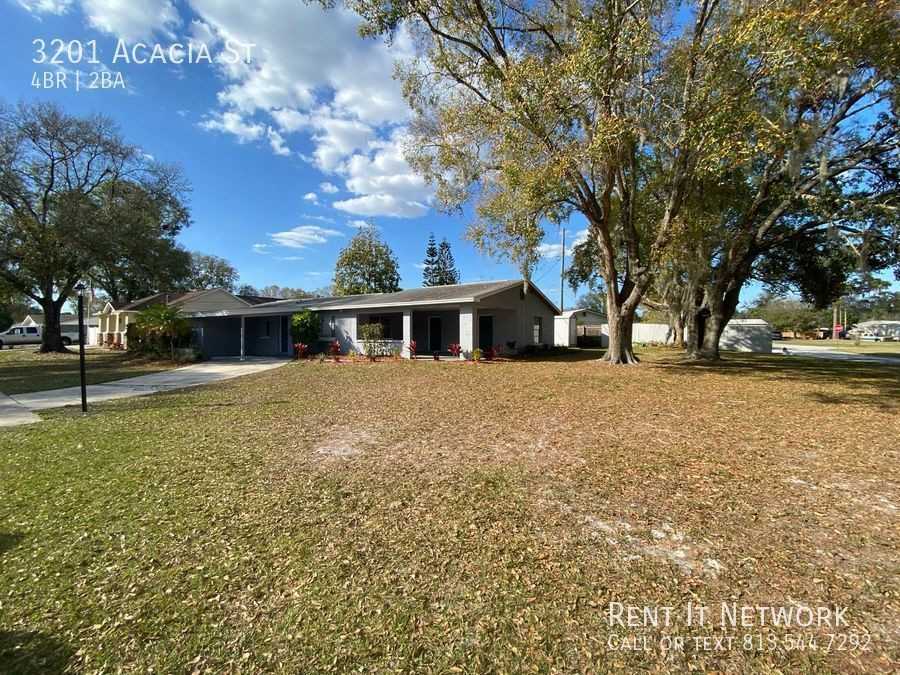 3201 Acacia St - Photo 2 of 25