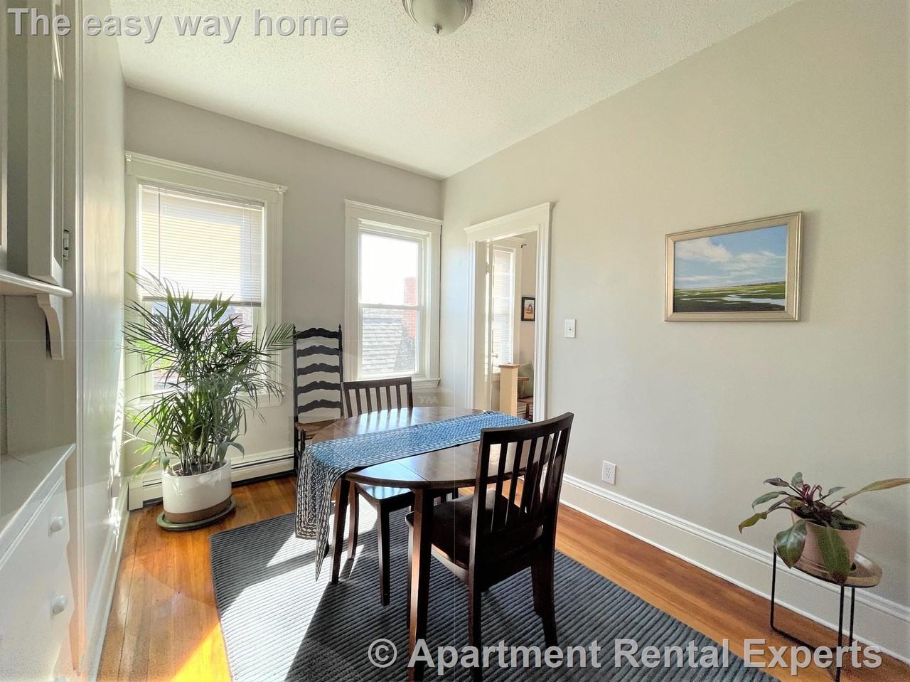 120 Columbia St #3 - Photo 2 of 8