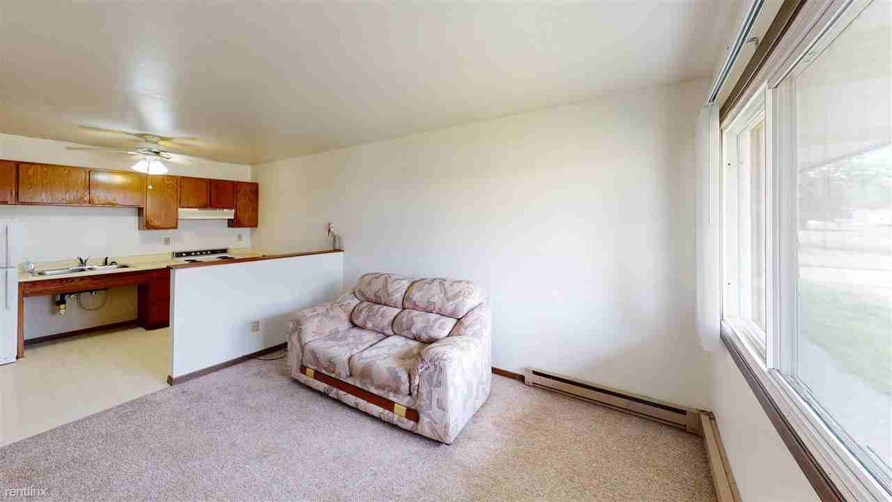 411 E Market St Apartments in Center, ND 58530 Zumper