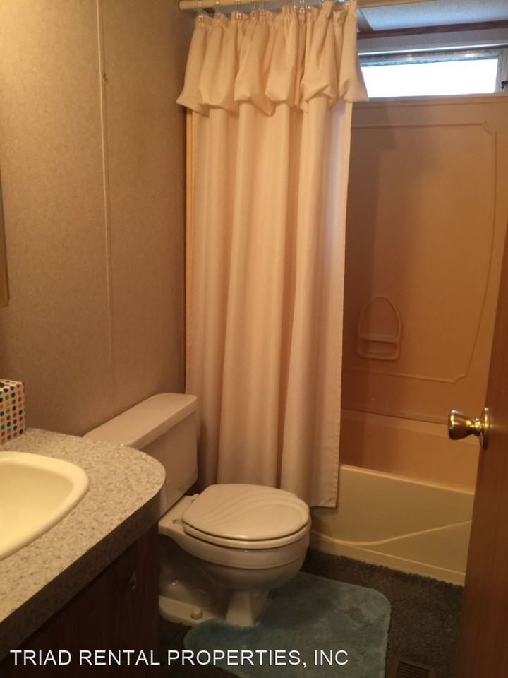 5042 Oak Grove Church Rd - Photo 3 of 7