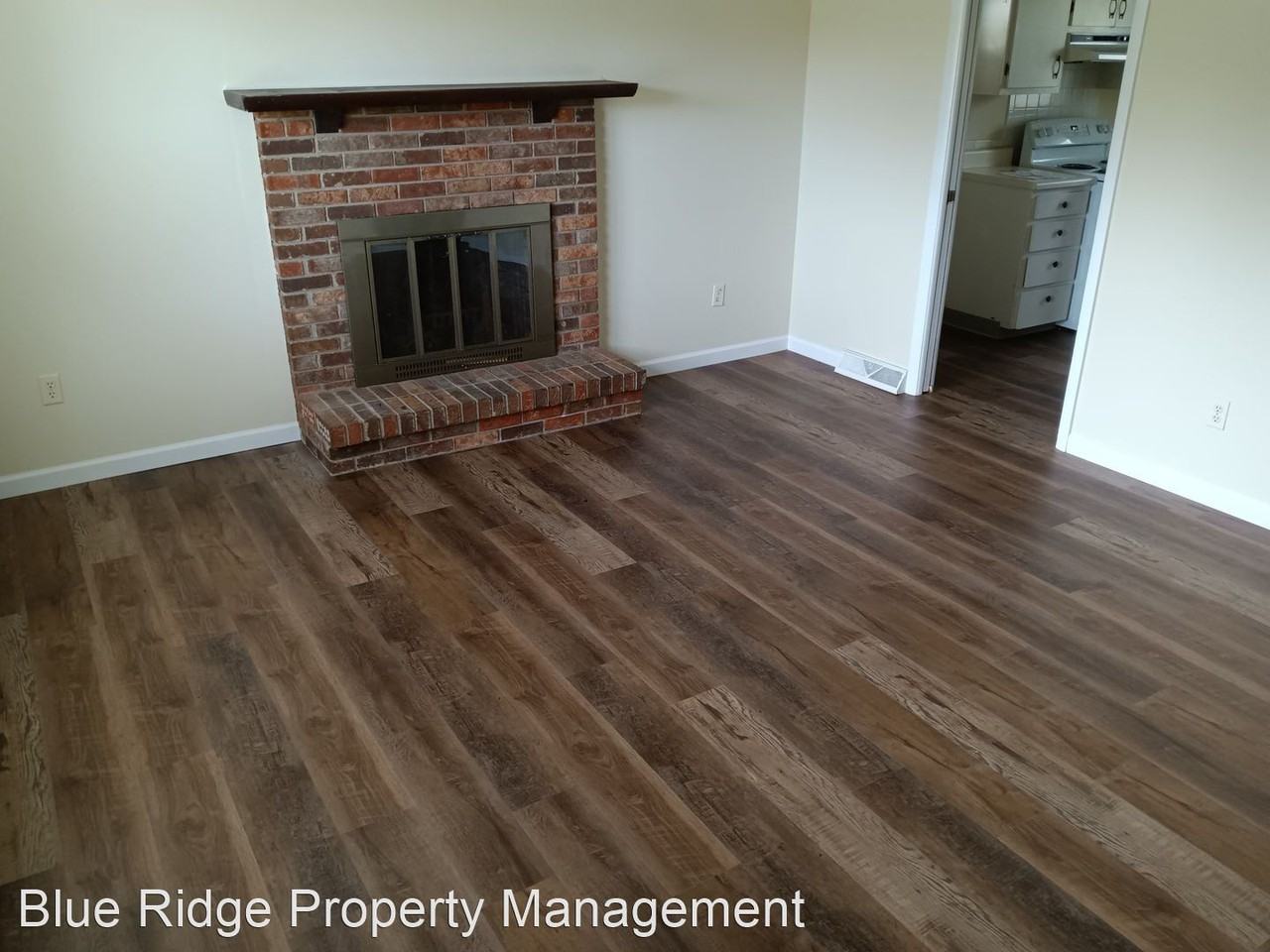 301 Piney Ave - Photo 2 of 27