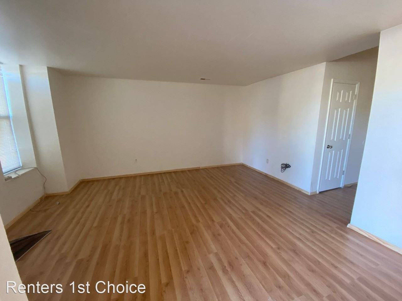 5308 Maple Ave - Photo 3 of 9