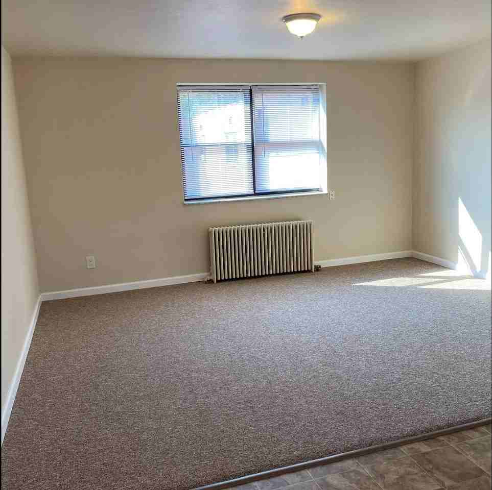 1869 West - Photo 2 of 38