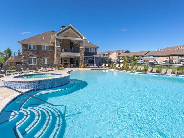 The Retreat at Tiffany Woods Apartments - 9519 N Ambassador Dr, Kansas ...