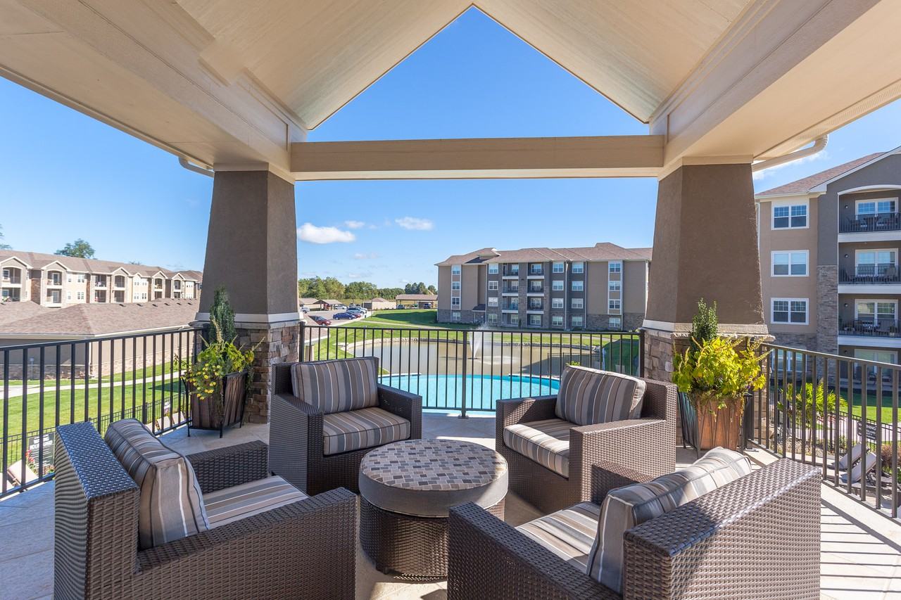 The Retreat at Tiffany Woods - Photo 4 of 36