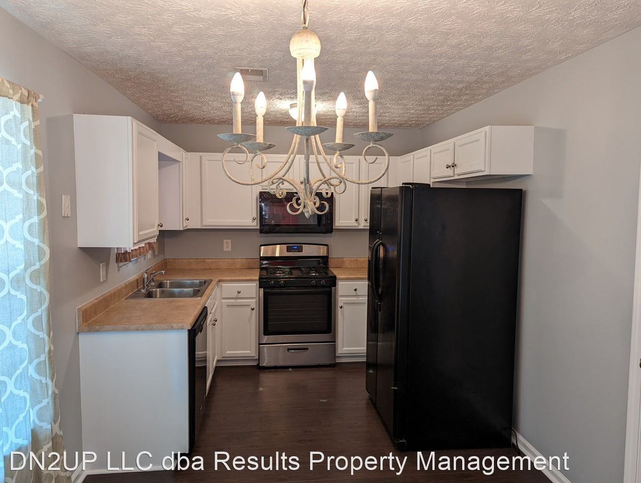 318 Preakness Dr - Photo 3 of 12