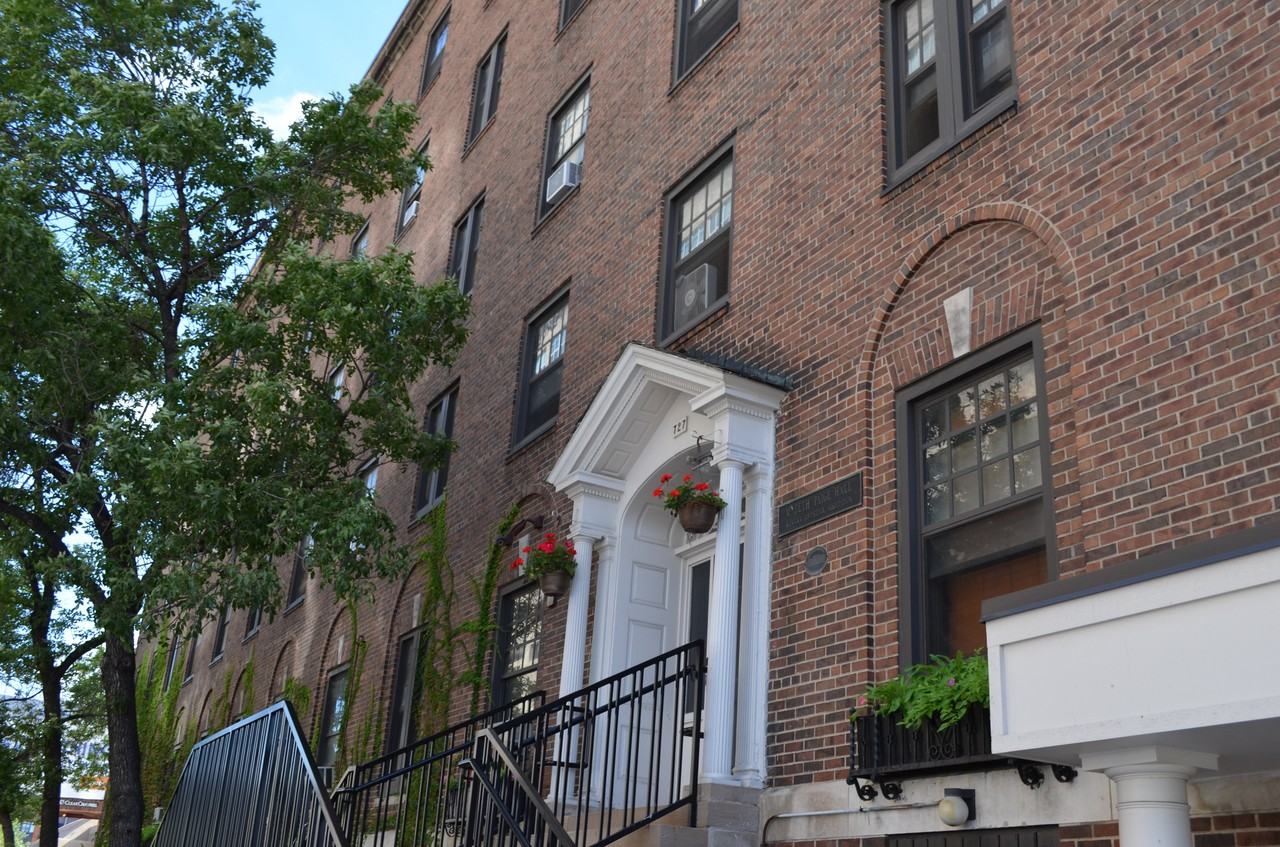 Paige Hall - Photo 7 of 14