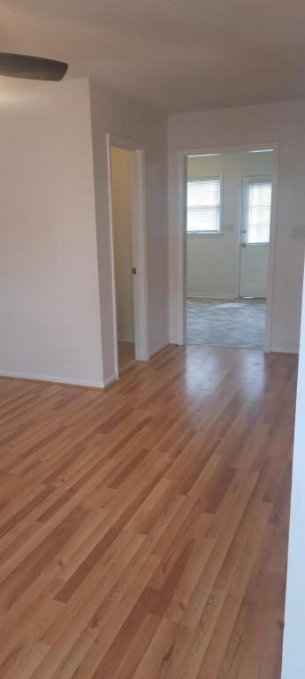 319 Ebenezer Ave Apt 6 - Photo 5 of 18