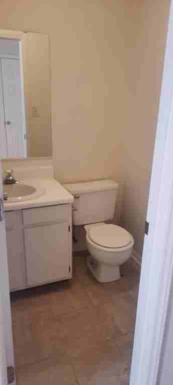 319 Ebenezer Ave Apt 6 - Photo 6 of 18