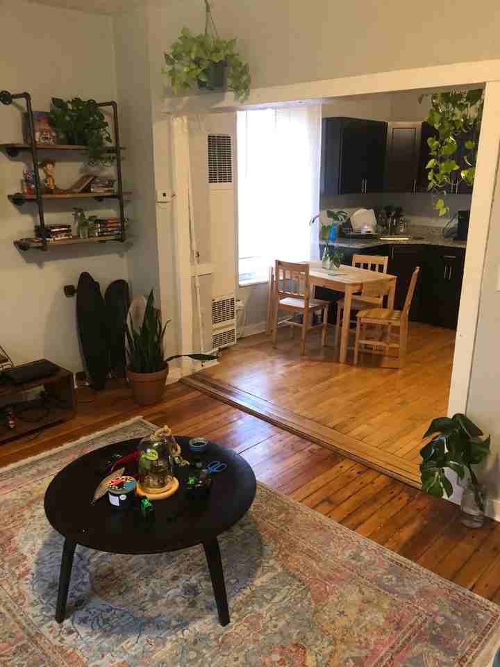 1824 W 46th St #3F - Photo 4 of 9