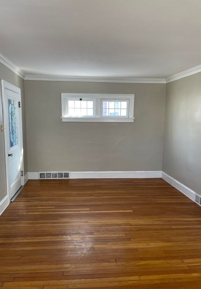 French Ave - Photo 2 of 15