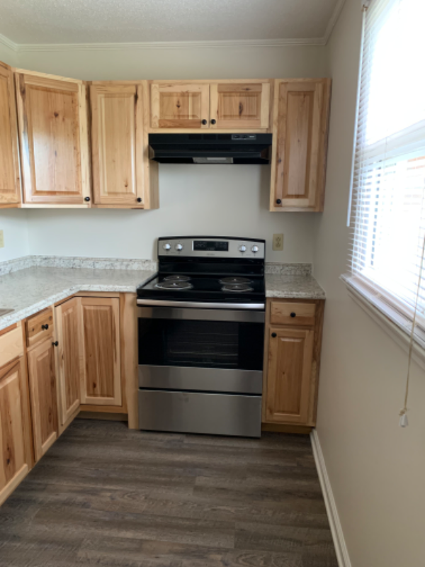 146 J B Dalton Rd - Photo 2 of 6