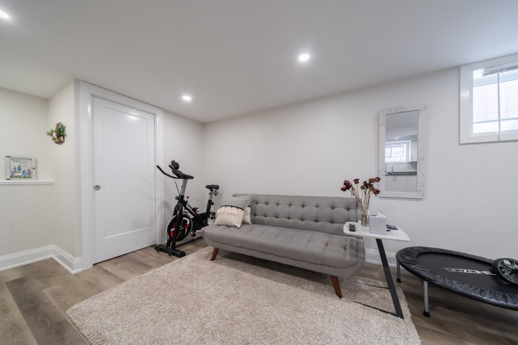 2106 Sunnydale Drive - Photo 2 of 23