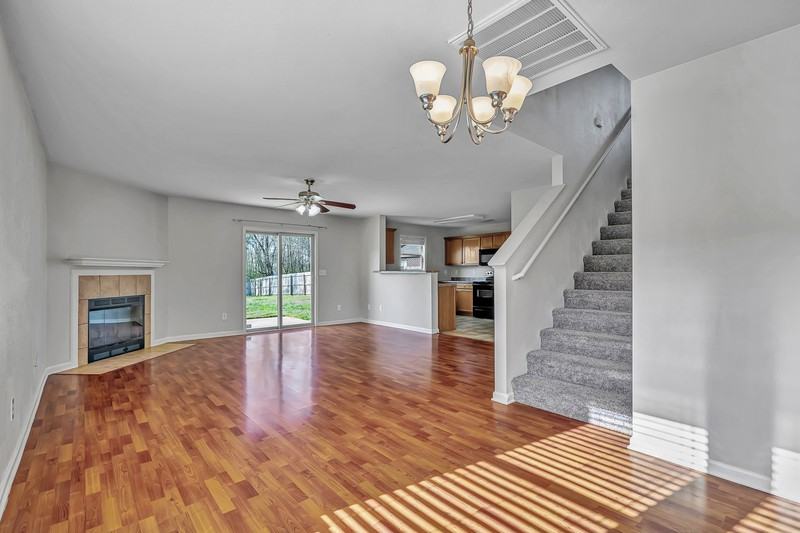 138 Bermuda Lakes Dr - Photo 3 of 23