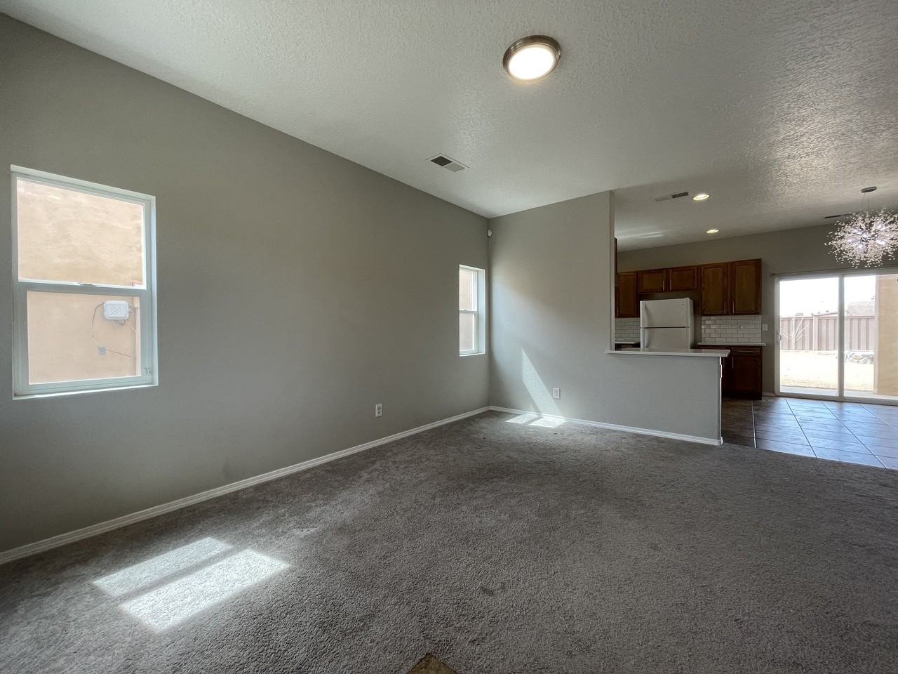 4 Sky Ridge Dr - Photo 2 of 15