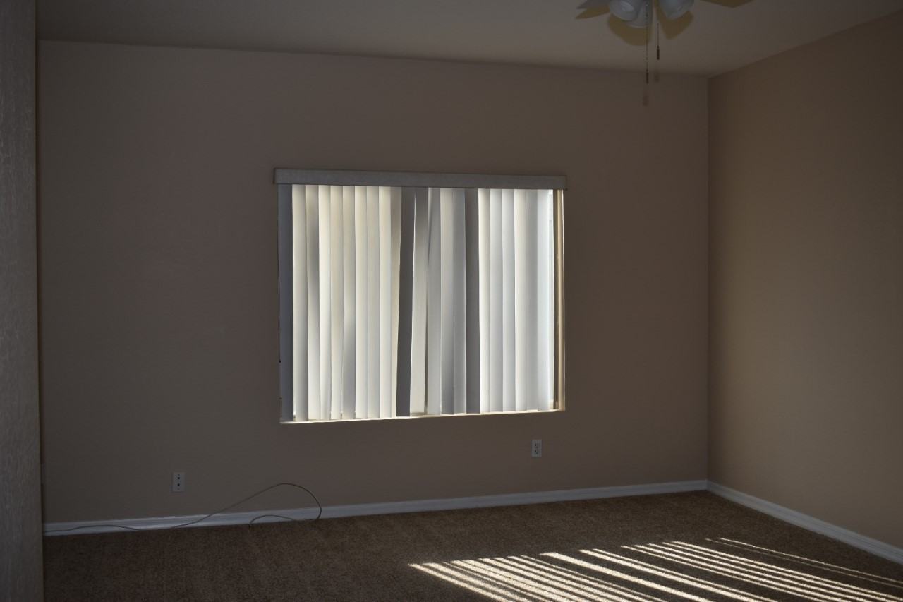 1686 E Diego Dr - Photo 5 of 29
