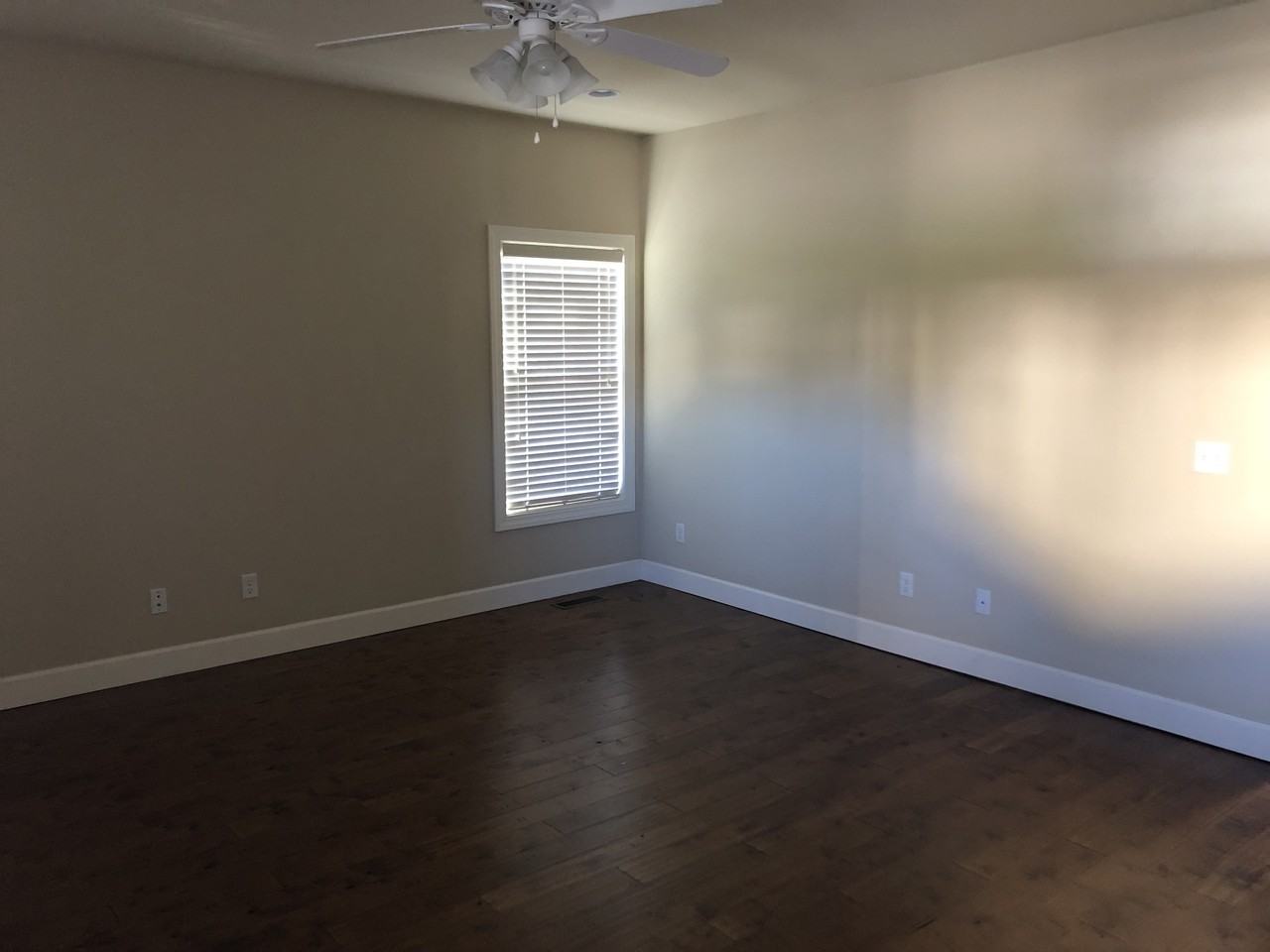 634 Cooper Sq - Photo 2 of 2