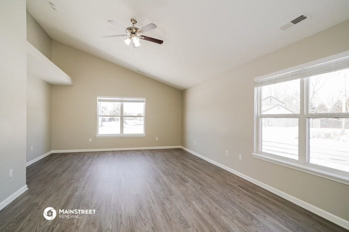 534 Fisher Creek Dr - Photo 3 of 16