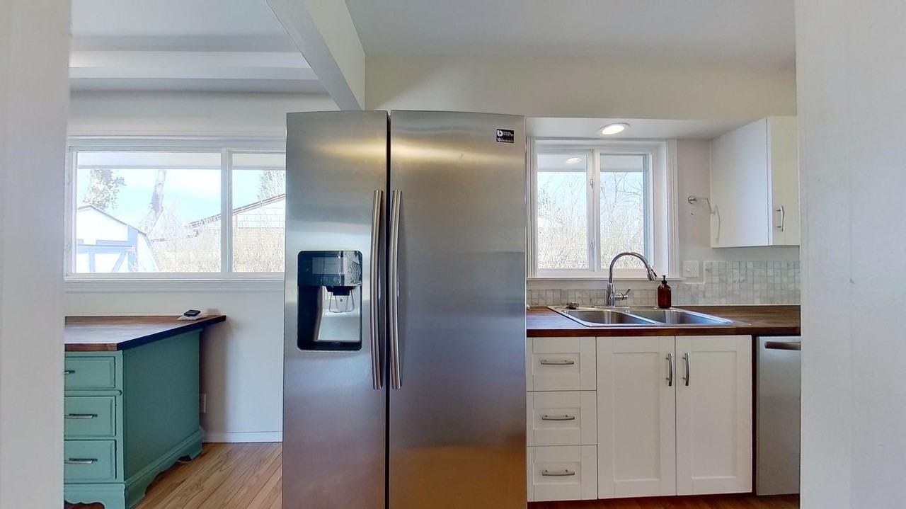 Bright Holly Hills Home in Southeast Denver, near High Line Canal Trail and Yale Station - Photo 5 of 22