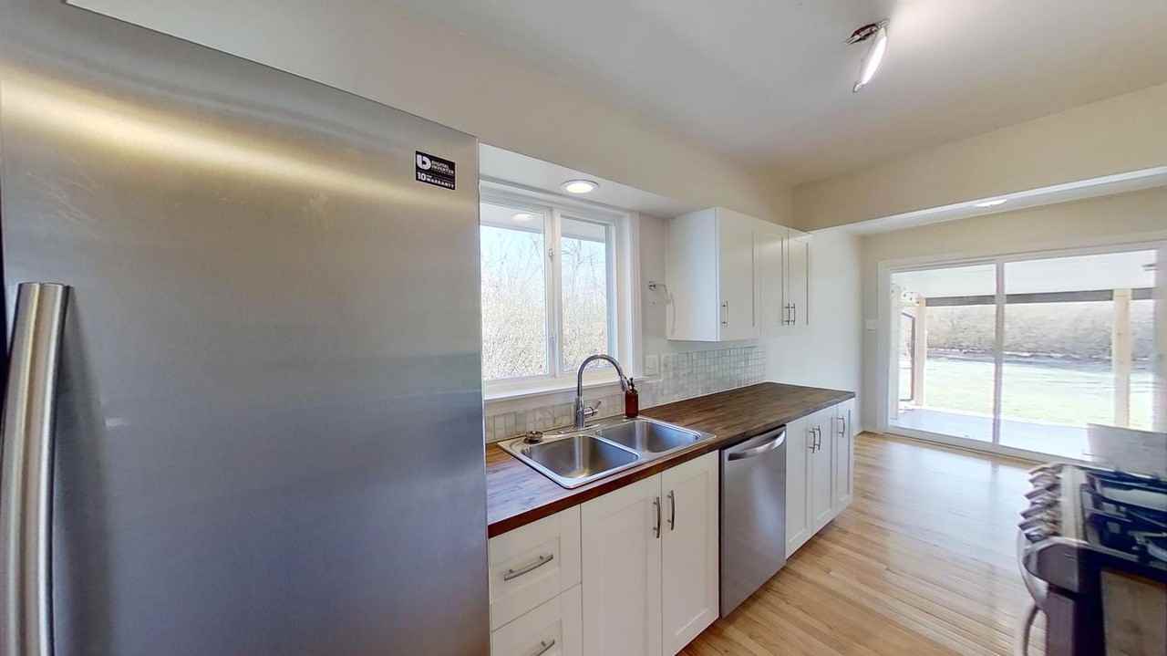 Bright Holly Hills Home in Southeast Denver, near High Line Canal Trail