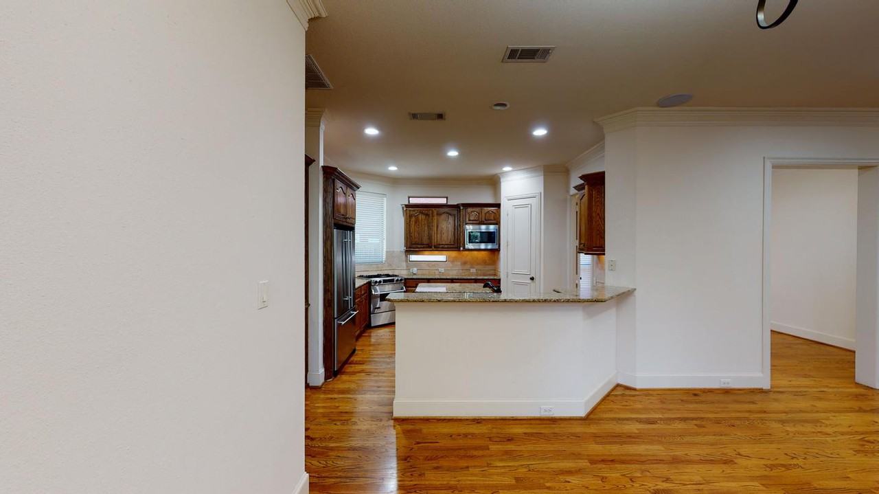 4927 Alcott St - Photo 5 of 24