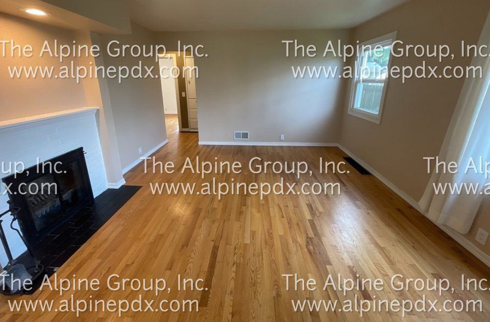 5067 Ne 87th Ave - Photo 3 of 25