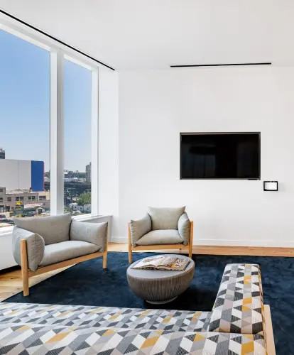 The Sven - Photo 2 of 21