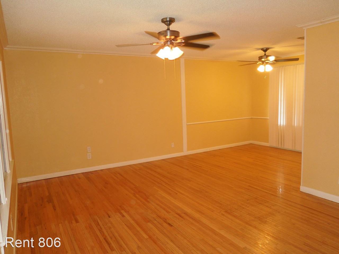 2604 45th St - Photo 2 of 9