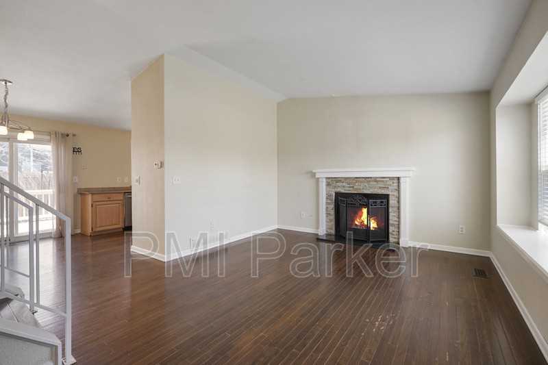 8343 Currant Way - Photo 3 of 18