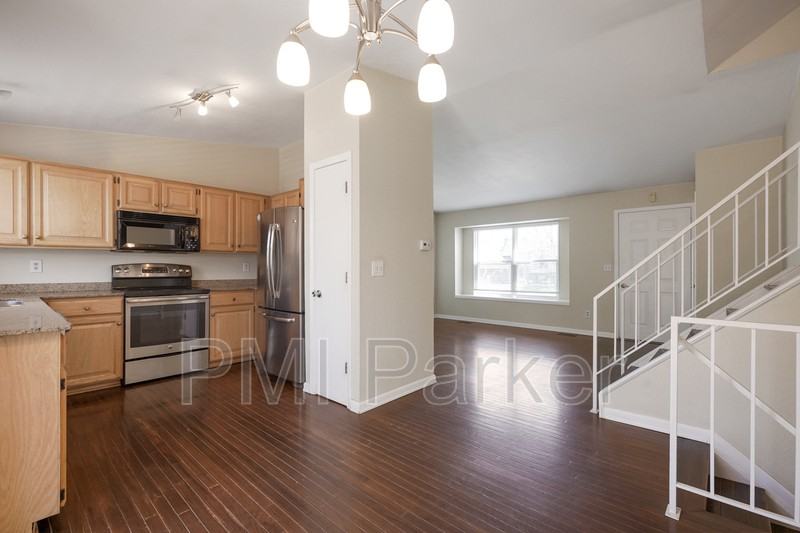 8343 Currant Way - Photo 5 of 18