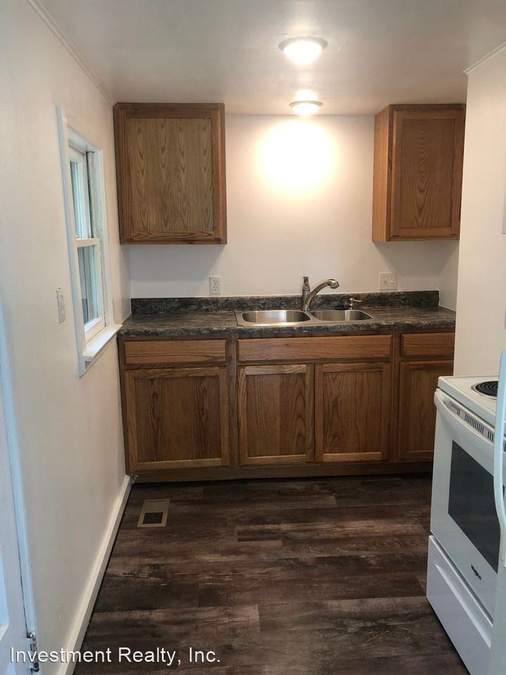 401 Park St/500 W 4th St - Photo 3 of 5