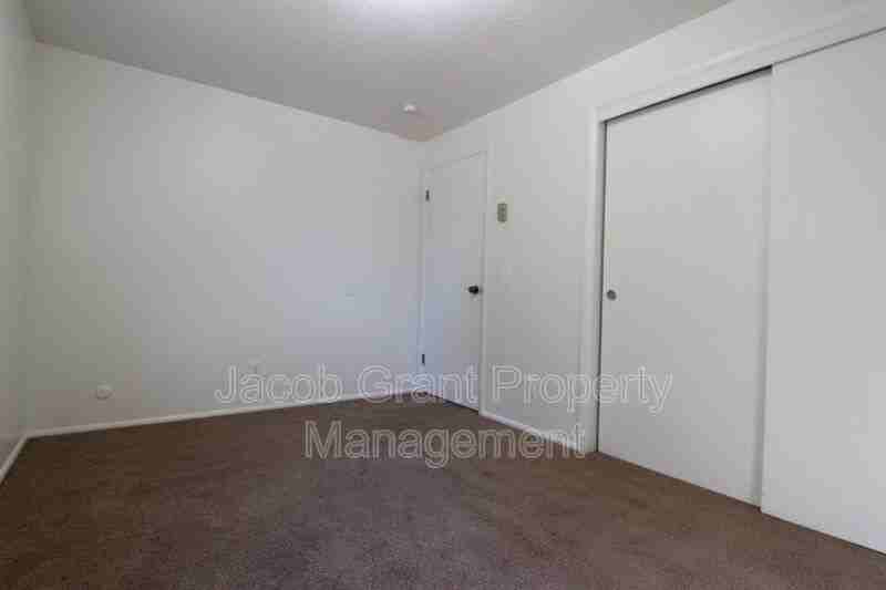 121 S 2nd W #2 - Photo 6 of 9