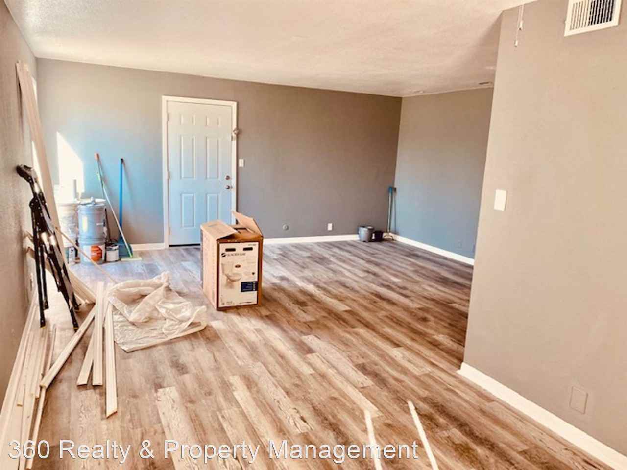 525 E CANEY STREET - Photo 3 of 24