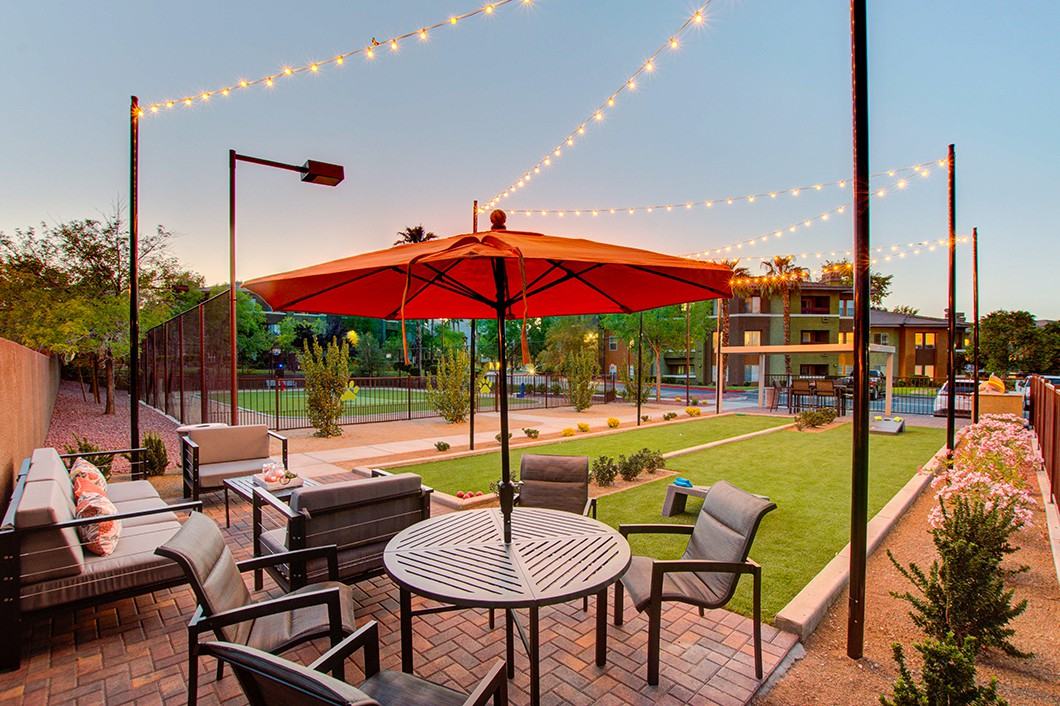 Falling Water - Photo 4 of 41