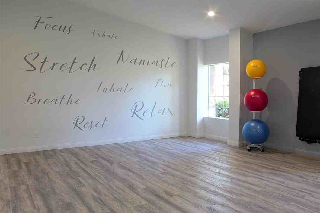 MariposaFlats - Photo 5 of 15