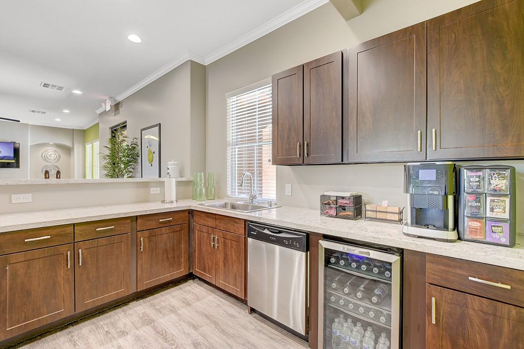 Morningstar - Photo 4 of 23