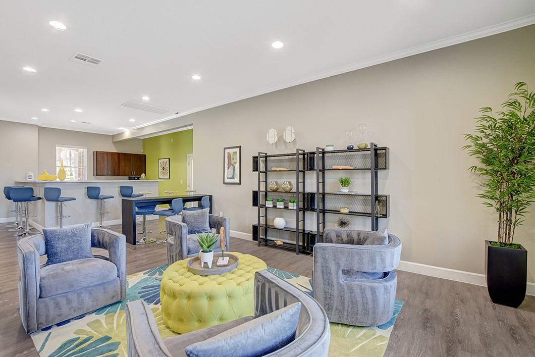 Morningstar - Photo 6 of 23