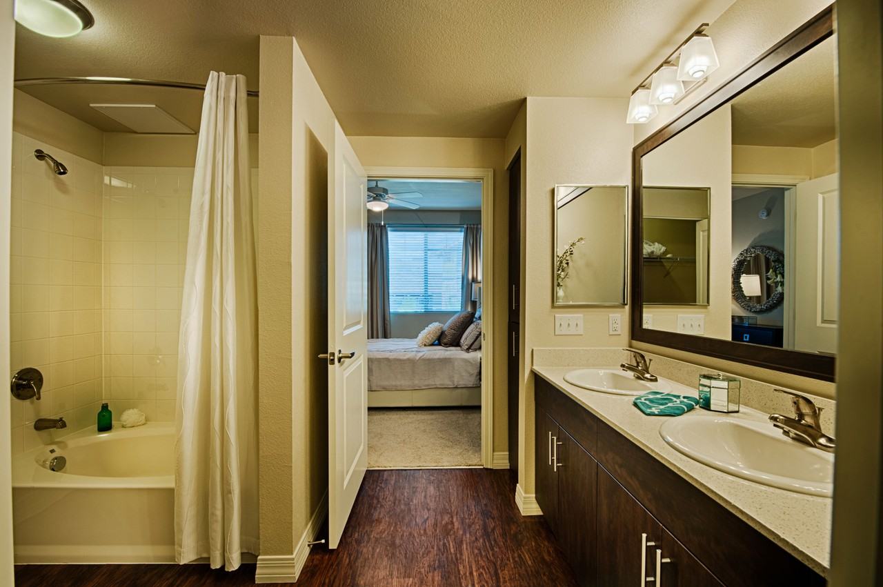 One North Scottsdale - Photo 7 of 32