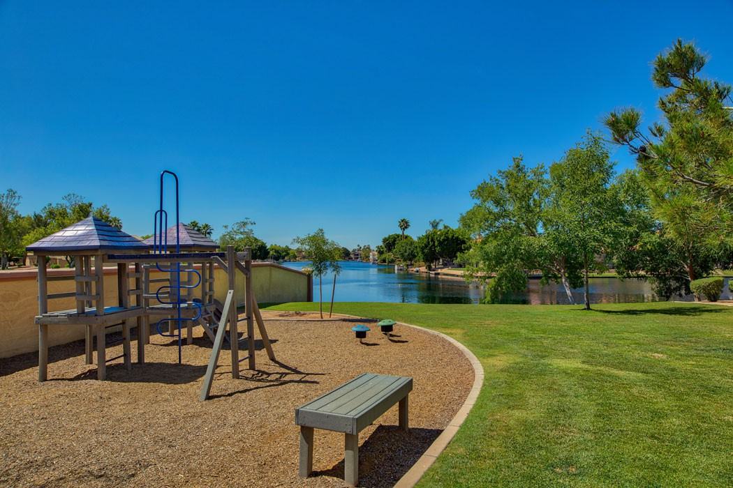 Serena Shores - Photo 7 of 15