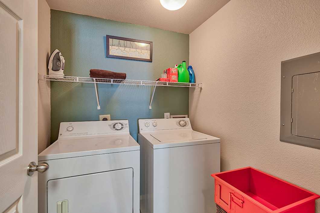 The Palms at Augusta Ranch - Photo 6 of 15