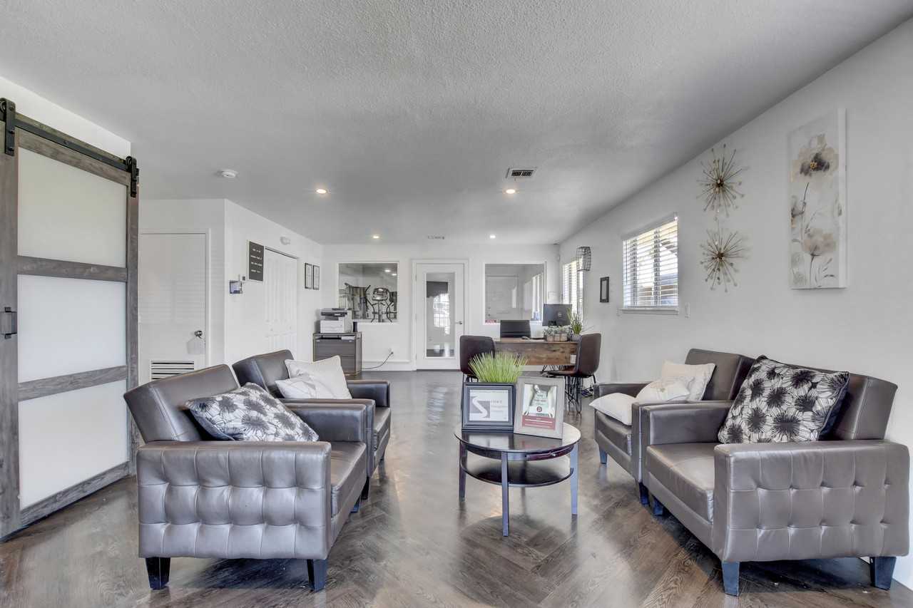 Rancho Vista Apartments 3663 S Valley View Blvd, Las Vegas, NV 89103