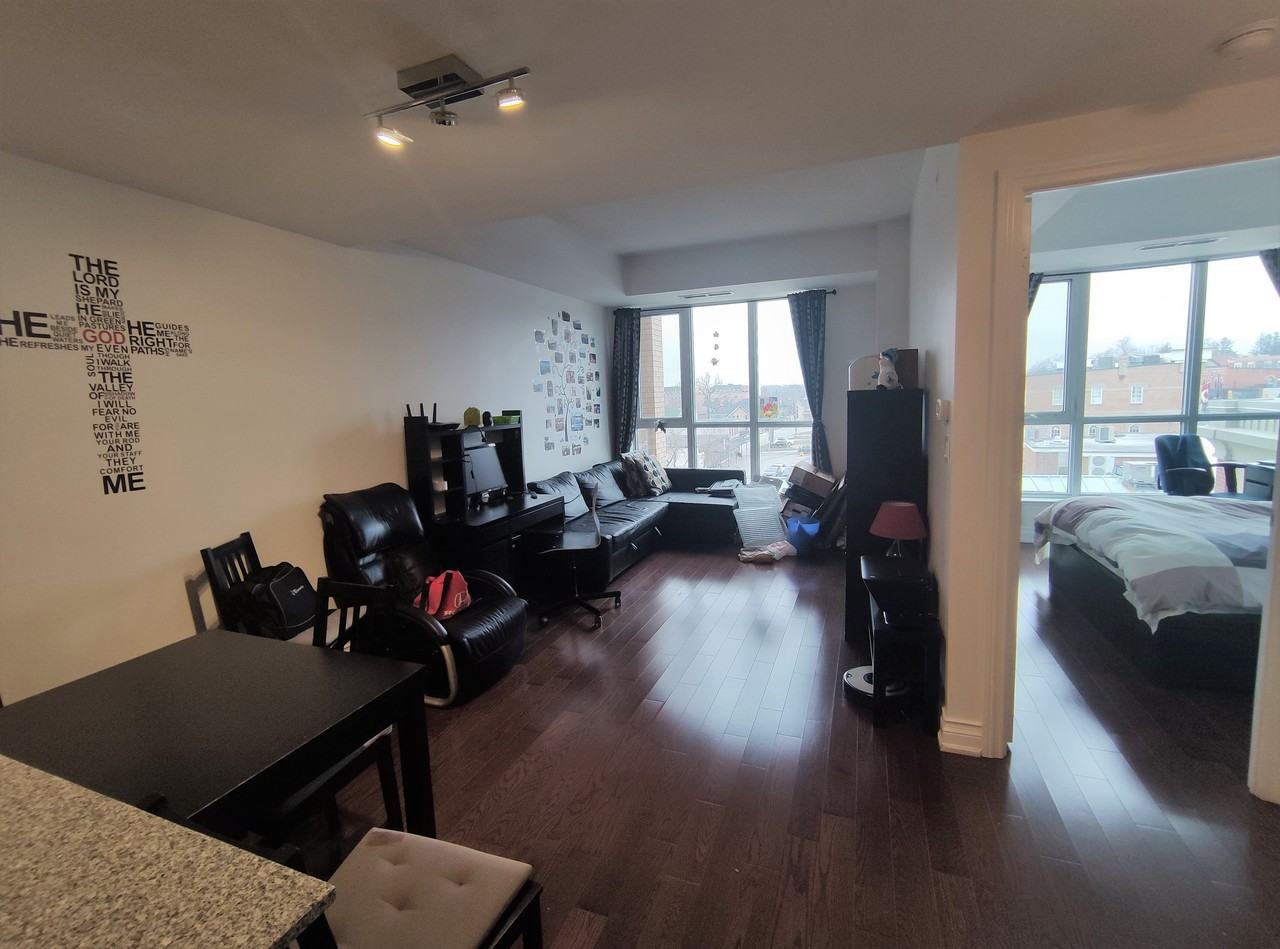 68 Main Street North - Photo 3 of 12