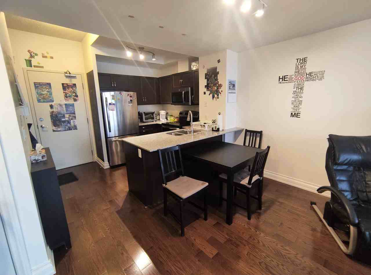 68 Main Street North - Photo 4 of 12