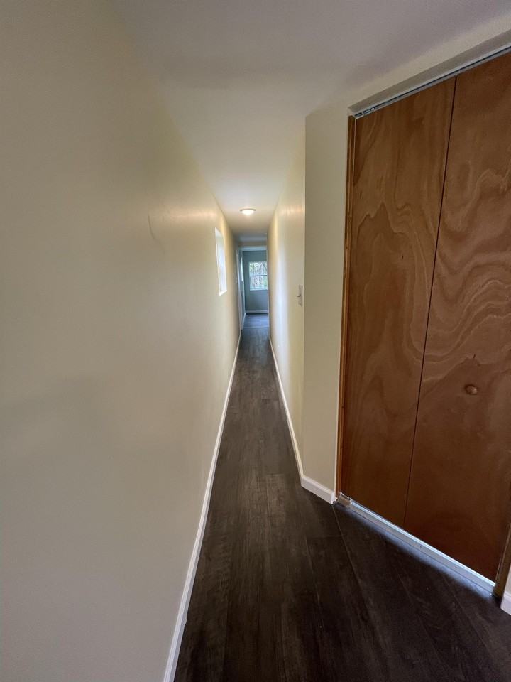 12362 Kings Hwy #1 - Photo 5 of 14